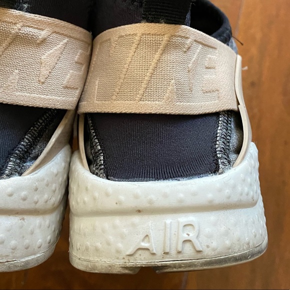 Nike Air Huarache Run Ultra SE Sneakers Sz 6 - Picture 9 of 12